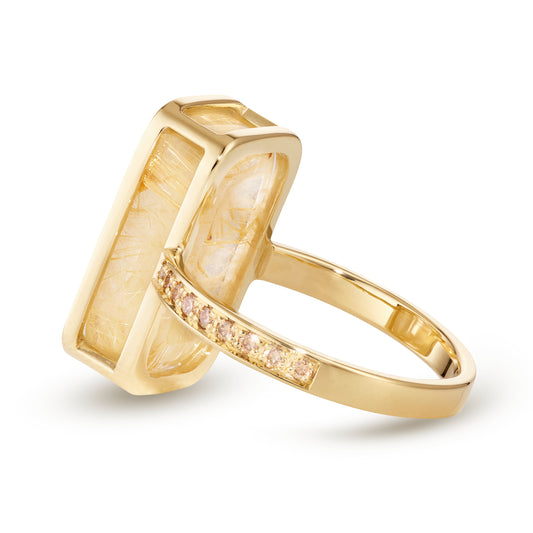 Pfefferminz-ring-pineapple-stoned-yellow-gold-with-rutilated-quartz-and-diamond