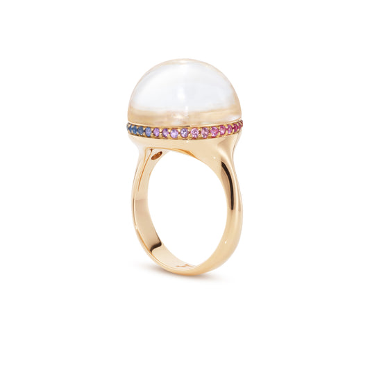Bath-bubble-ring-stoned-yellow-gold-with-rock-crystal-and-rainbow-sapphire