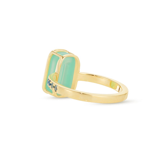 Mini_pfefferminz_ring_kiwi_stoned-yellow_gold_with_chrysoprase_and_sapphire
