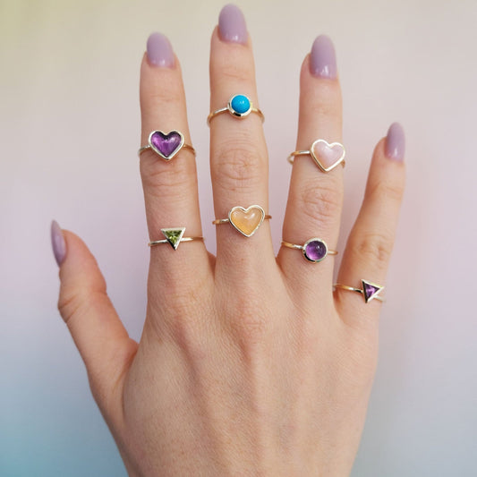 Circle-sticker-ring-rose-gold-with-orange-moonstone